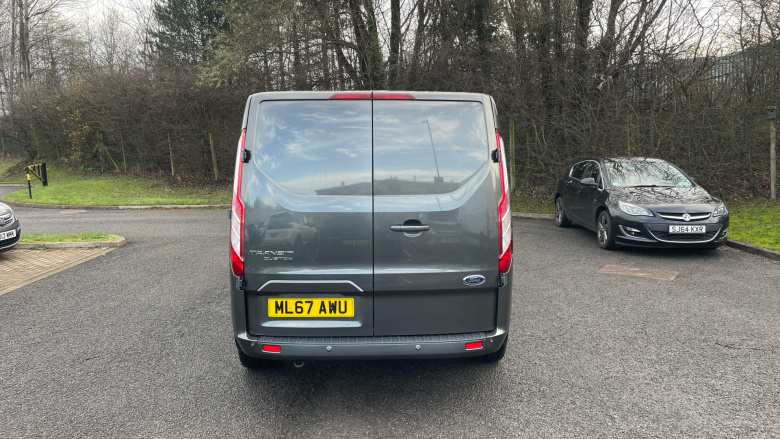 Ford Transit Custom 270 Swb Diesel Fwd 2.0 TDCi 130ps Low Roof Limited Van